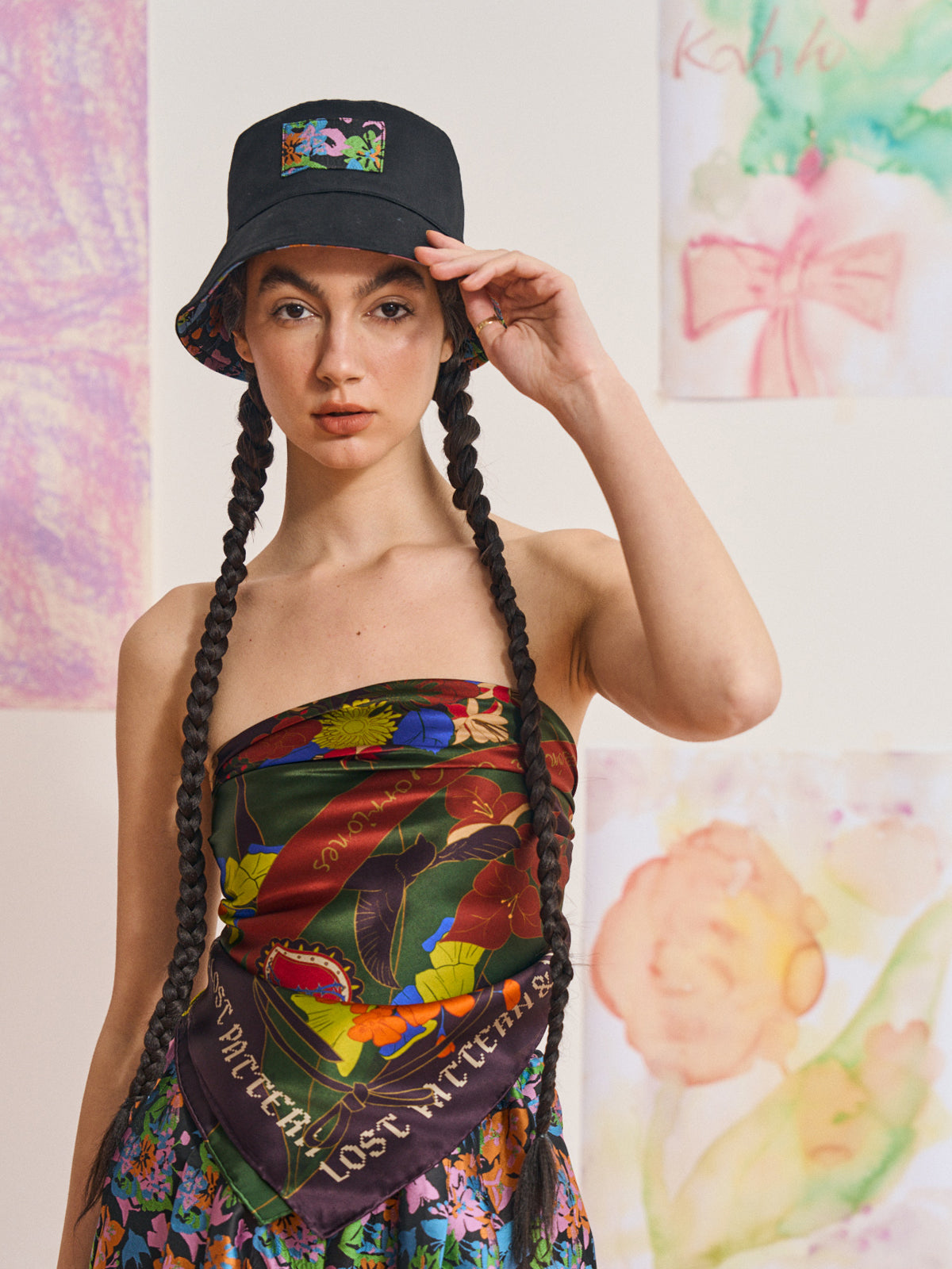 FRIDA X LOST PATTERN "Frida's Garden" Jacquard Reversible Bucket Hat - Black