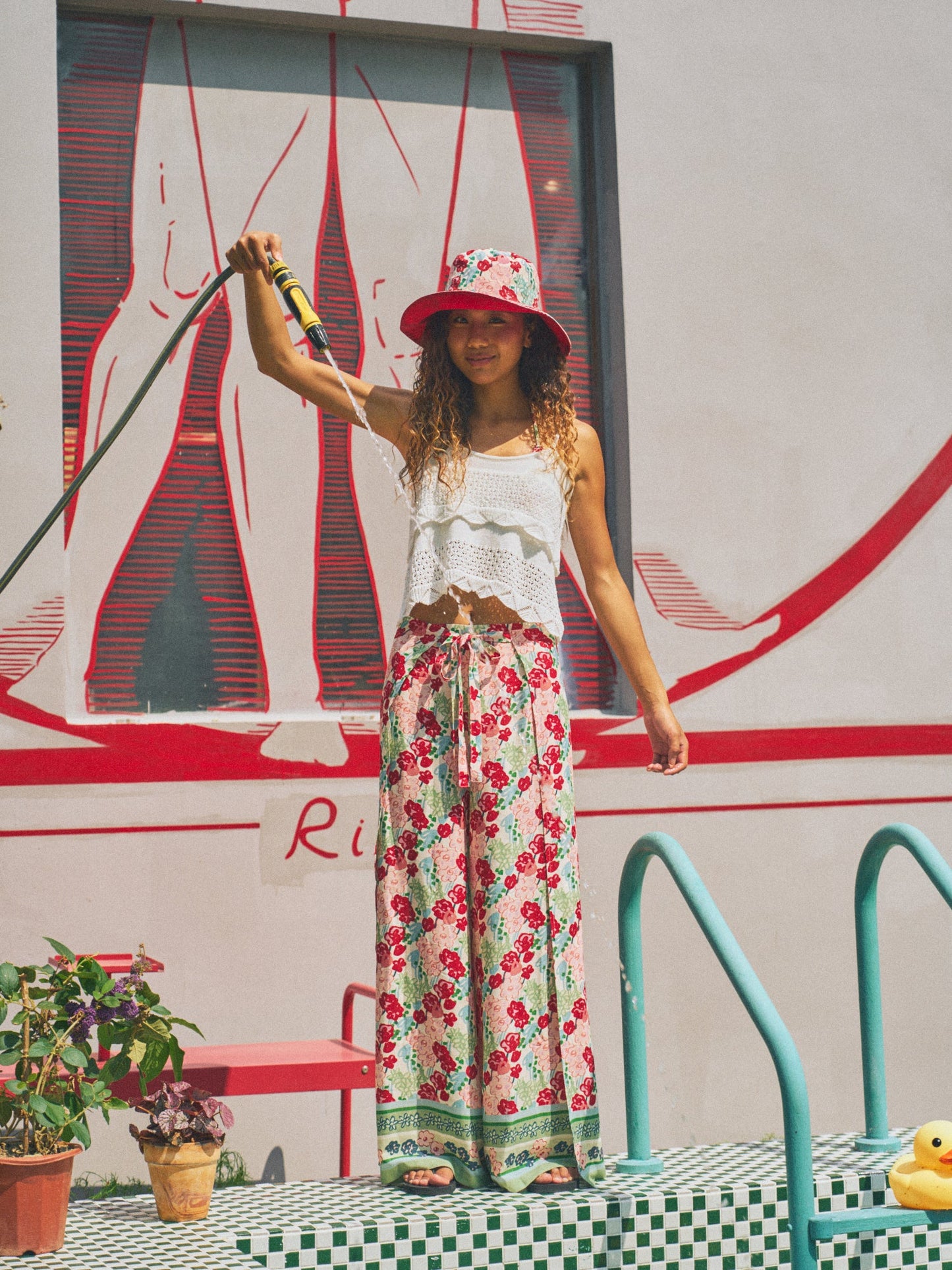 "Le Jardin" Reversible Sun Hat - Red