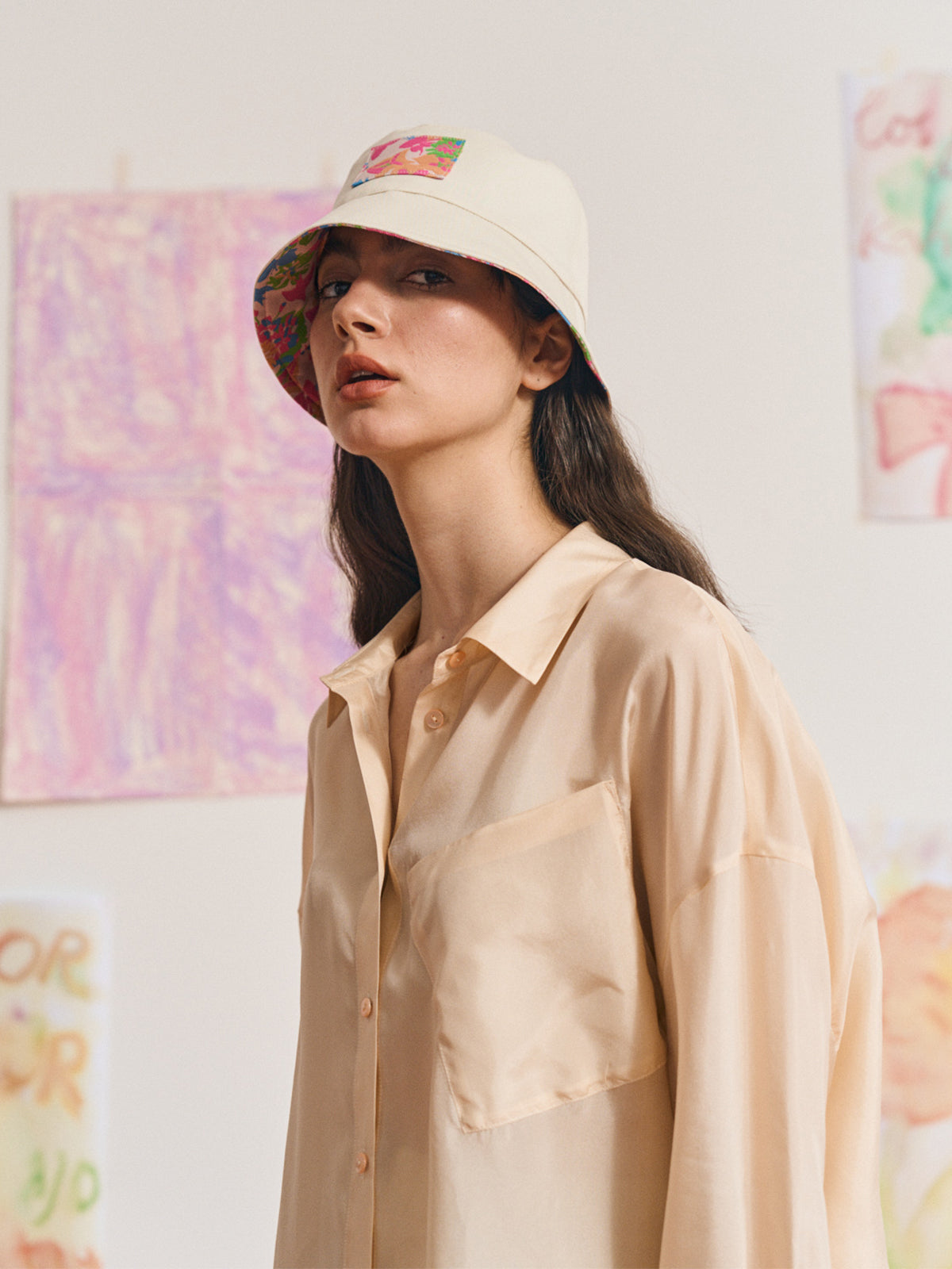 FRIDA X LOST PATTERN "Frida's Garden" Jacquard Reversible Bucket Hat - White