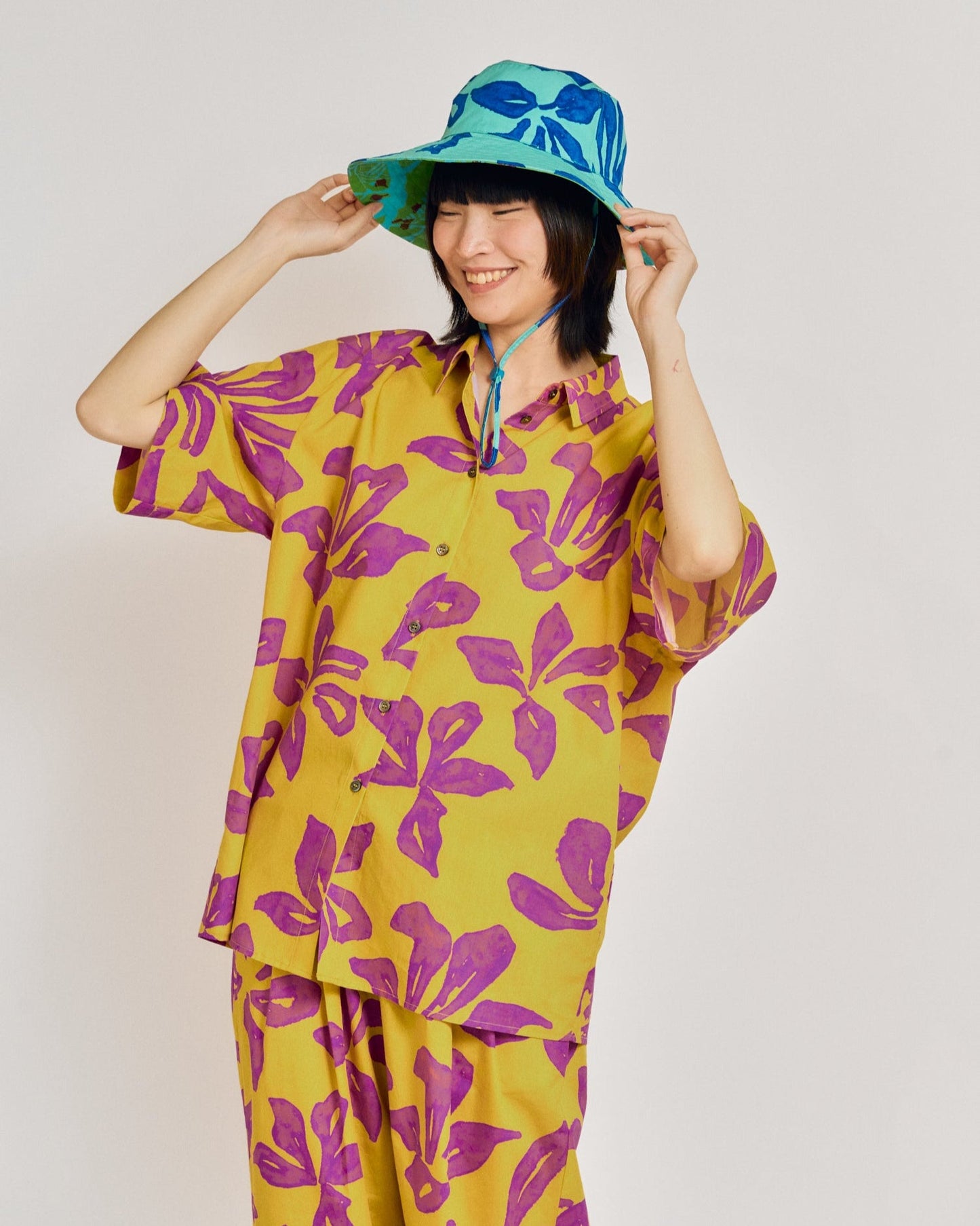 “Tropical Bliss” Reversible Sun Hat - Ocean Blue