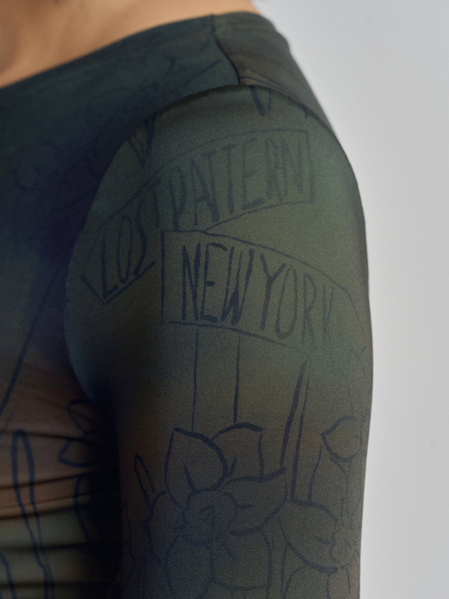 "Brooklyn" Long Sleeve Crop Top