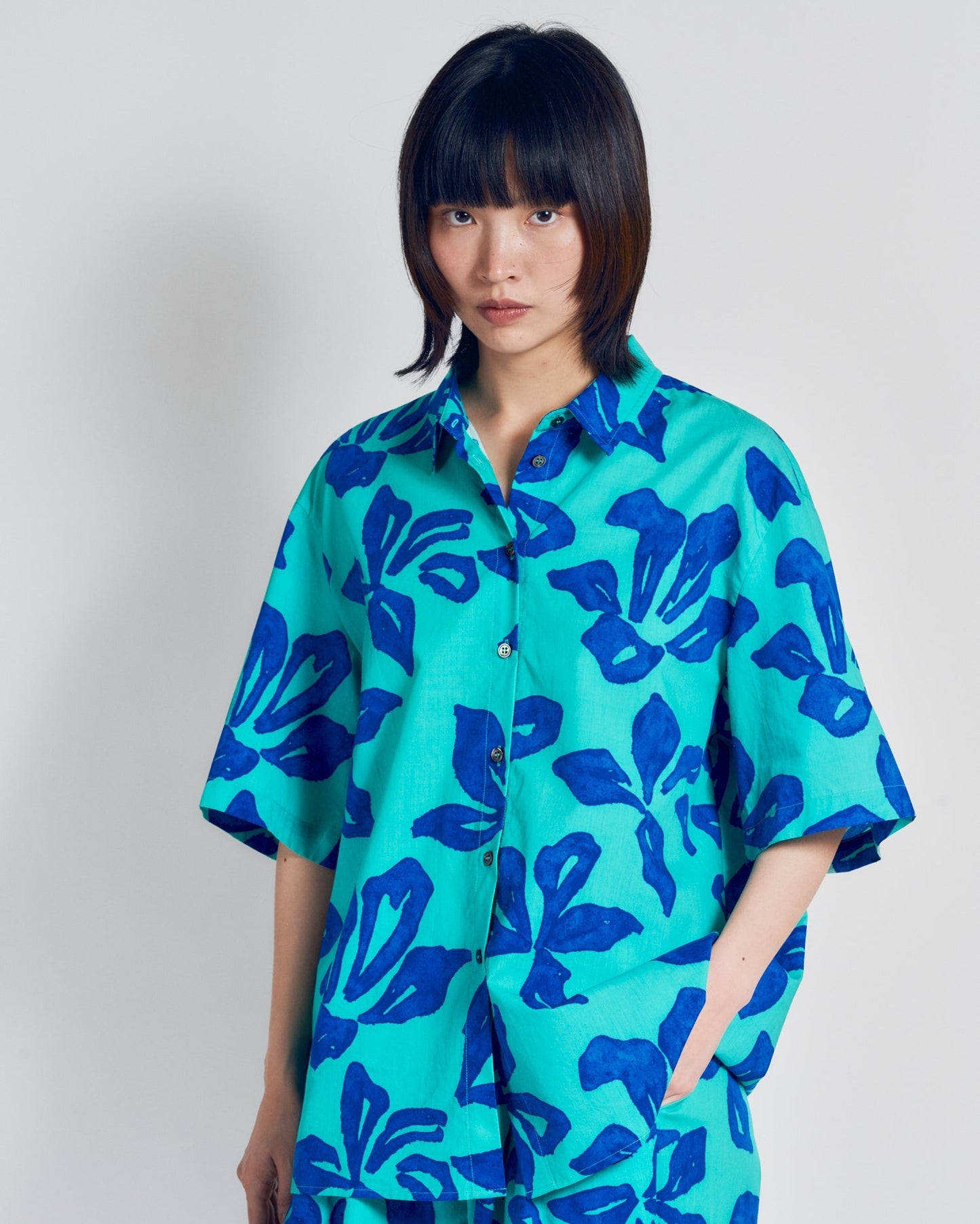 “Tropical Bliss” Oversized Hawaii Shirt - Ocean Blue