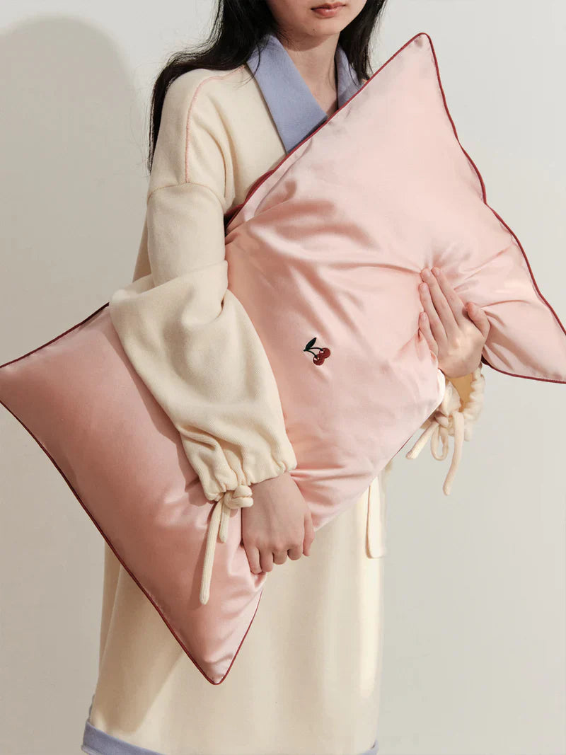 "Lost Cherries" 2-Piece Silk Pillowcase Gift Set